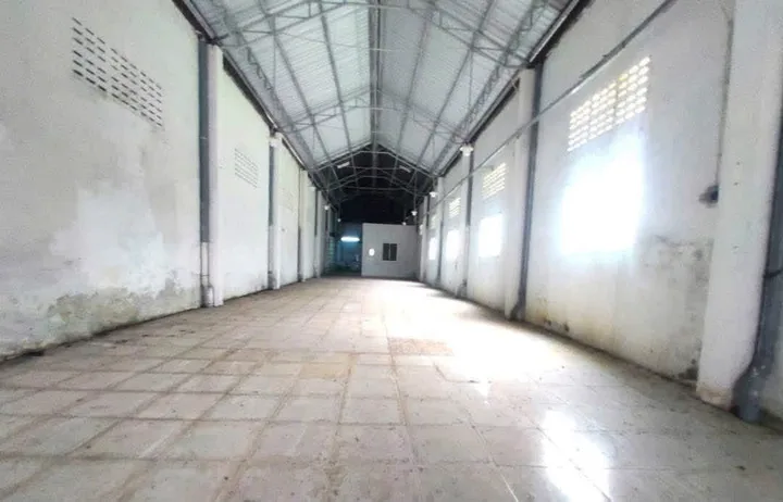 Bán Kho, nhà xưởng 500m2 có sẵn 300 m2 thổ cư giá 10 tỷ tại Xã Giao Long Huyện Châu Thành Bến Tre