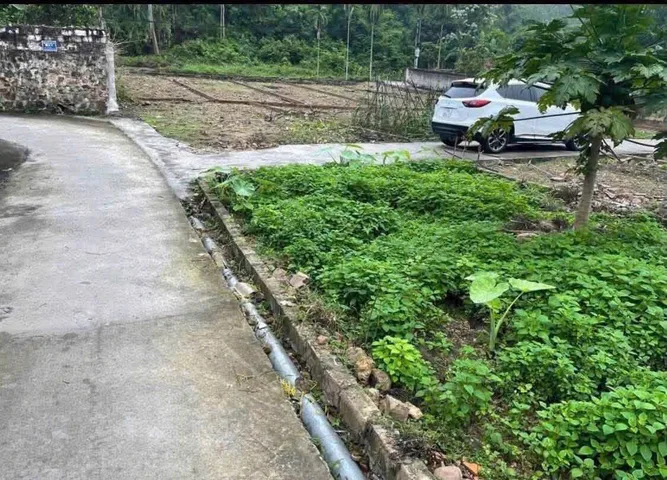 Bán Đất 70m2 giá 1.12 tỷ tại Hoà Bình ngõ ô tô đỗ cửa gần Vlasta .l/h:076.231.9990 e Thúy