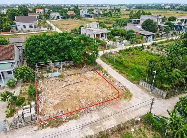 850 triệu lô góc ngang 7m nở hậu 8m , Đường oto , gần chợ , trường học