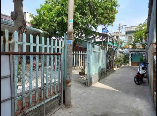 Bán nhà 2 mặt tiền hẻm đường số 10 ngã tư bình phước thủ đức, sổ hồng 80m giá 4 tỷ