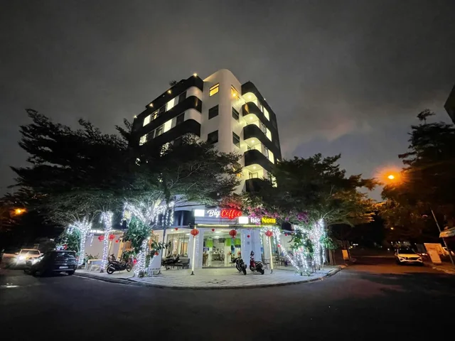 Bán Khách sạn 293m2 có sẵn 293 m2 thổ cư giá 55 tỷ tại Phường Phước Long Thành phố Nha Trang Khánh Hòa