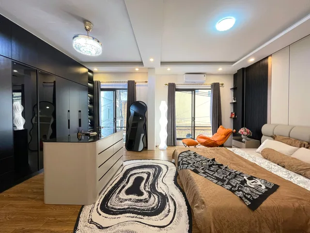 NHÀ ĐẸP BỜ SÔNG SÉT – NGUYỄN CHÍNH | 50M² – 5 TẦNG – LÔ GÓC – Ô TÔ NHỎ QUA NHÀ