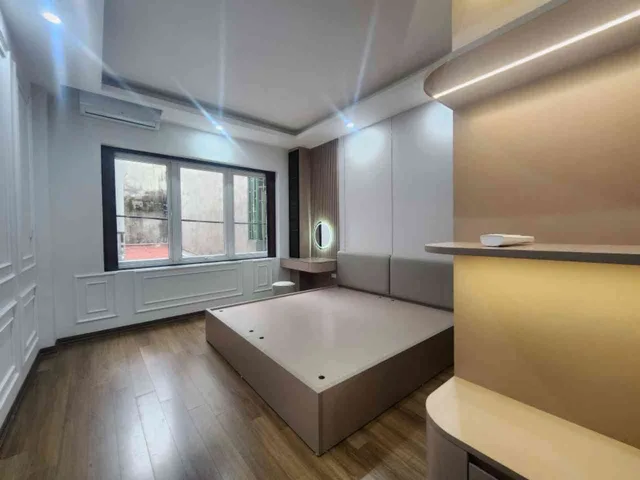 Bán Nhà riêng 48m2 có sẵn 48 m2 thổ cư giá 11.6 tỷ tại đường Nguyễn Quý Đức Phường Khương Mai Quận Thanh Xuân Hà Nội
Lh:0377224604