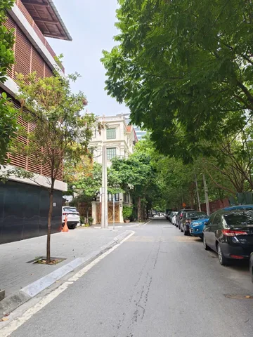 Bán Đất 110m2 có sẵn 110 m2 thổ cư giá 33 tỷ tại Đường Xuân La Phường Xuân La Quận Tây Hồ Hà Nội