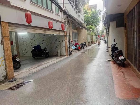 Bán Nhà riêng 91m2 có sẵn 91 m2 thổ cư giá 19 tỷ tại Phường Định Công Quận Hoàng Mai Hà Nội