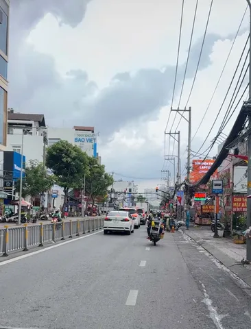 Giá tốt bất ngờ; HXH ngay chợ Tân Mỹ; cách mặt tiền 40m, ngang 6m; bank định giá 7,2 tỷ; không quy hoạch