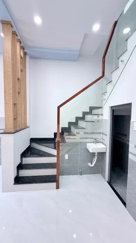 NGAY LÊ VĂN QUỚI - GÒ XOÀI - HẺM XE HƠI - NHÀ MỚI ĐẸP HƠN 3 ĐỒNG