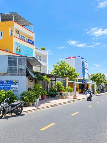 Nhà mặt tiền kinh doanh - 6,5M x 33M nở hậu 8M - Gốc 2 mặt tiền - đường Lê Văn Lương - Nhà Bè - tp.HCM - 16,5 TỶ - liên hệ 0919089456