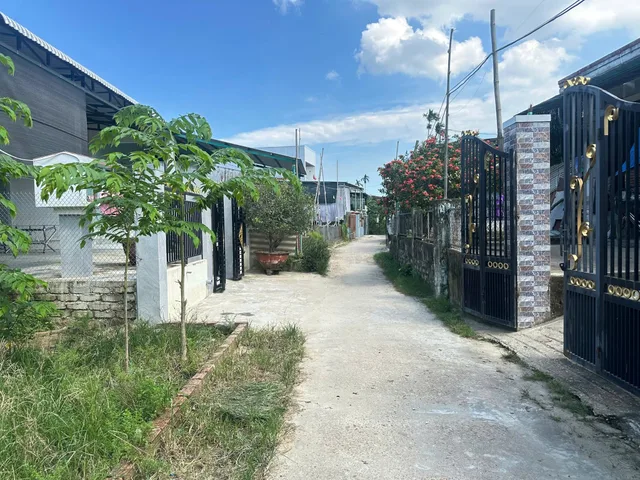 Bán Nhanh Lô 175m2 Đất Trung Tâm Thị Trấn Nam Phước Sát Đường Âu Cơ Gía Chỉ 690 Triệu.