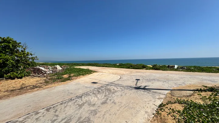 HÀNG HIẾM Ở KIM GIAO TRUNG HOÀI HẢI – VÀI BƯỚC CHÂN RA BIỂN