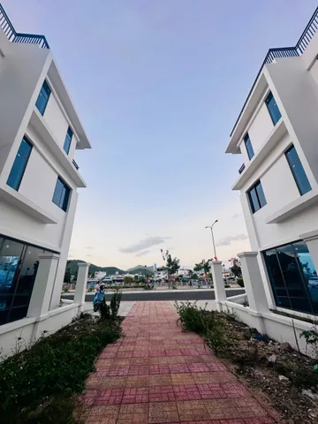 Bán Nhà riêng 96m2 có sẵn 96 m2 thổ cư giá 22 tỷ tại Đường Xóm Cồn Phường Xương Huân Thành phố Nha Trang Khánh Hòa