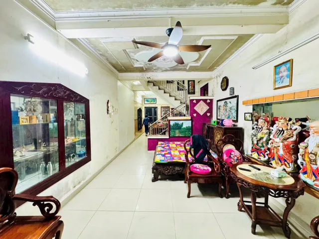 Bán nhà 3 tầng 90m2 mặt đường Nguyễn Văn Linh, An Đồng, An Dương, Hải Phòng. 5,5 tỷ