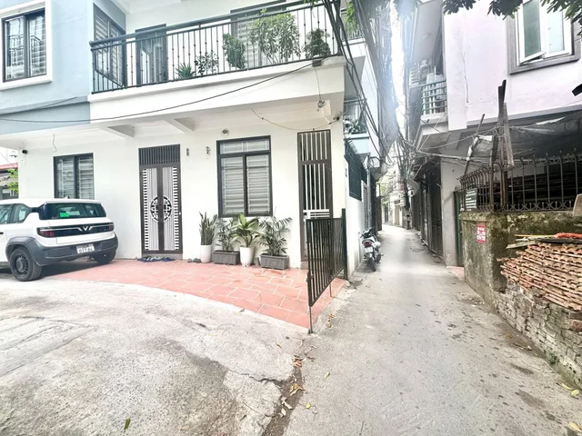 BÁN GẤP - VÕ CHÍ CÔNG - 30M² x 4 TẦNG - FULL NỘI THẤT - Ô TÔ ĐỖ CỔNG - 30M RA PHỐ - 6,5 TỶ
