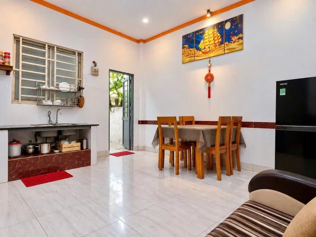 Bán Nhà riêng 140m2 có sẵn 67.5 m2 thổ cư giá 2.7 tỷ tại Phường Tương Bình Hiệp Thành phố Thủ Dầu Một Bình Dương