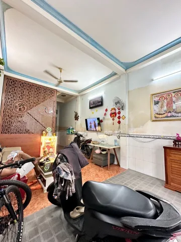 Bán Nhà Tô Hiệu - Hòa Bình - Ngay Đầm Sen - Hẻm Xe Tải - Gần 70m2 có 7Đ nhỉnh