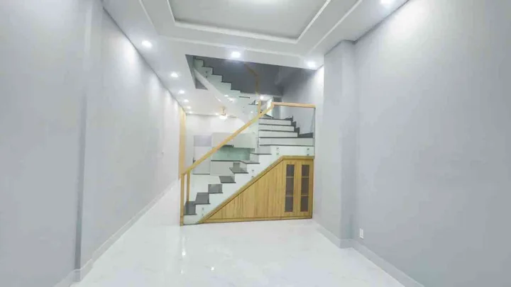 LÊ NGÃ GIÁP SÁT TÂN BÌNH, QUẬN 10, QUẬN 11 -  HẺM XE HƠI TRÁNH NHAU  -  NHÀ MỚI ĐẸP Ở NGAY - 55M2