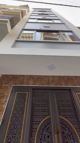 Cù Chính Lan, nhà mới 5 tầng thoáng sáng, 38m², giá 10.8 tỷ