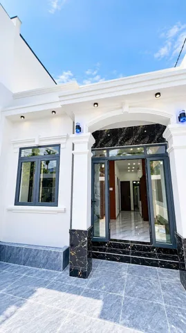 Cần bán 2 căn nhà cấp 4 liền kề Thôn trung 2 xã Diên Điền đường Bầu Dài 2.Đường bê tông 4m thông thoáng .