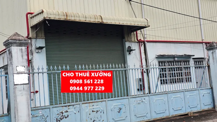 CHO THUÊ NHÀ XƯỞNG NẰM ĐƯỜNG NGUYỄN ANH THỦ, QUÂN 12 DT: 1000M GIÁ 80 TRIÊU LH; 0944977229
