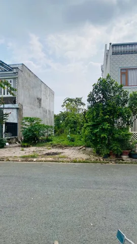 BÁN NỀN ĐẸP ĐƯỜNG 9 KDC VĂN HÓA TÂY ĐÔ (GẦN 2 TRƯỜNG HỌC) – TP. CẦN THƠ 5x21,5m – 107,5m² – giá chỉ 3 tỷ 350 (thương lượng chính chủ)