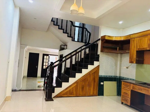 BÁN NHÀ XUÂN ĐỈNH CẠNH ĐSQ HÀN DÂN XÂY Ô TÔ ĐỖ CỬA  60M 4 TẦNG. Giá 10.6 tỷ