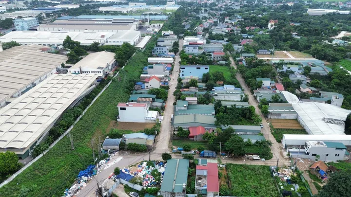 Bán Nhà riêng 261.7m2 có sẵn 261.7 m2 thổ cư giá 4 tỷ tại Đường Cù Chính Lan Thị trấn Lương Sơn Huyện Lương Sơn Hòa Bình
