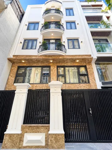 Bán TÒA NHÀ CHDV ĐƯỜNG ĐỊNH CÔNG. 95M2 XÂY 8 TẦNG. THANG MÁY. 20 PHÒNG KHÉP KÍN.