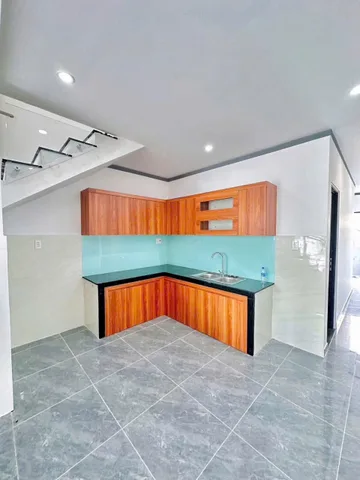 Chủ hạ giá cần bán gấp nhà cấp 4 80m2 sổ riêng full thổ cư giá 1tỷ250