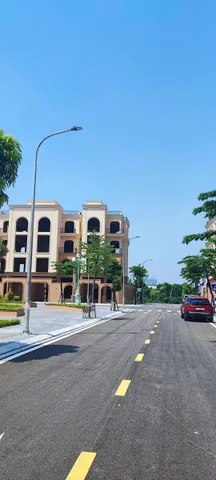 Tôi cần bán căn Liền Kề 4 tầng + 1 mái mới tinh, Diện tích đất 74m2 ở Gia Lâm- Hà Nội giá 10 tỷ