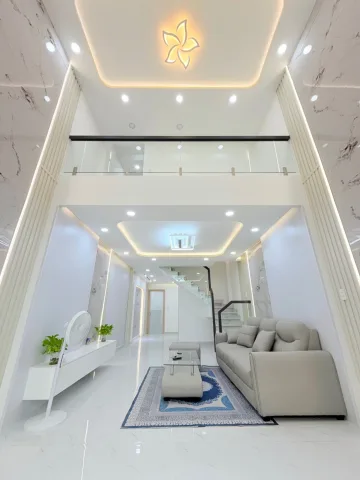 TRUNG TÂM TÂN PHÚ - NHÀ ĐẸP SẴN NỘI THẤT 2 TẦNG MUA Ở NGAY - 61M2 VUÔNG VỨC - GẦN MẶT TIỀN
