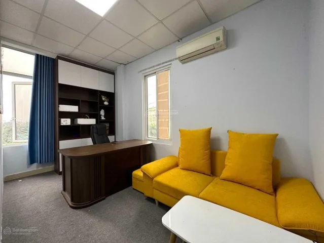 Cho thuê Văn phòng 65m2 giá 9.5 triệu tại Đường Trần Vỹ, Phường Mai Dịch, Quận Cầu Giấy, Hà Nội
