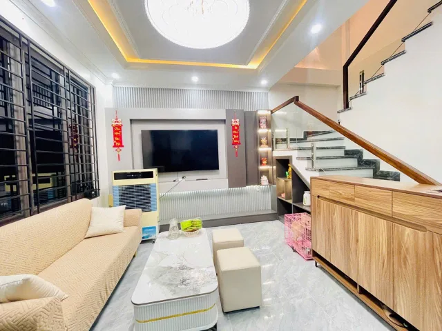 Bán nhà đẹp 4 tầng Miếu Hai Xã - Ngõ thông - Ô tô đỗ tận cửa - Chỉ 3,95 tỷ