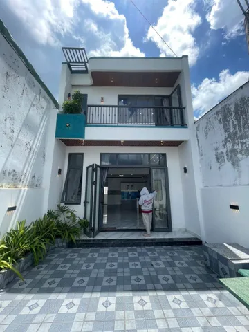 Bán Nhà riêng 100m2 Mặt Đường bê tông thông thoáng, sát bên nhà thờ mỹ hạnh 5x20 lầu nhà mới xây