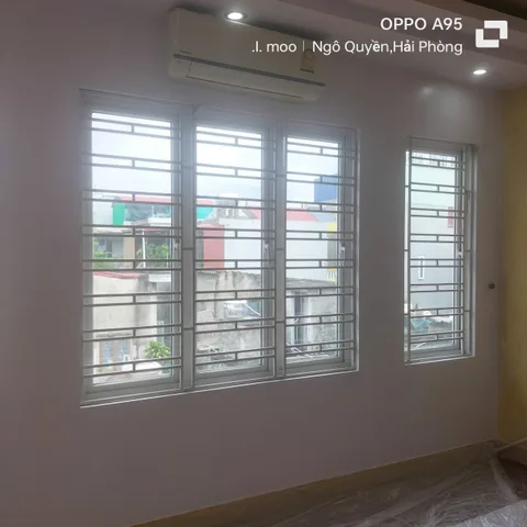 Chính chủ nhà bán căn nhà xây 3 tầng độc lập trong ngõ Đà Nẵng.