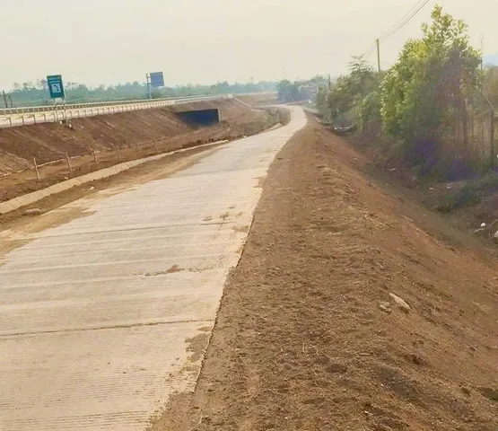 Bán Đất 2450m2 có sẵn 200 m2 thổ cư giá 2.2 tỷ tại Xã Ea Kênh Huyện Krông Pắc Đắk Lắk