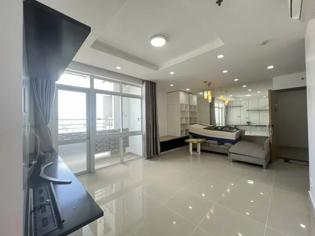 Cho thuê căn hộ cao cấp Him Lam Chợ Lớn, Q.6, DT: 102m² (2PN - 2WC), giá 12tr/th, nội thất cơ bản