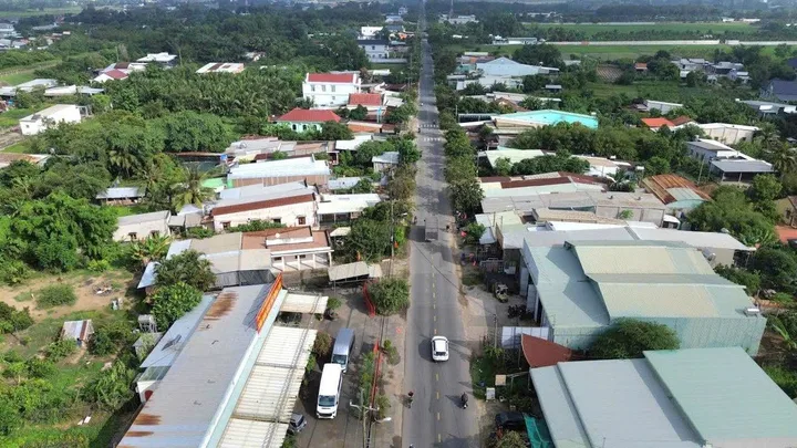 Bán Nhà riêng Đường Phước Tân Hội Bài - Đá Bạc mặt tiền 10mx50m có sẵn 280 m2 thổ cư, 2 phòng ngủ.