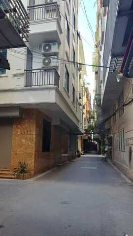 Bán nhà phố Hoàng Quốc Việt – khu phân lô, ô tô, Lô góc thoáng sáng – 50m - giá 15.x tỷ
