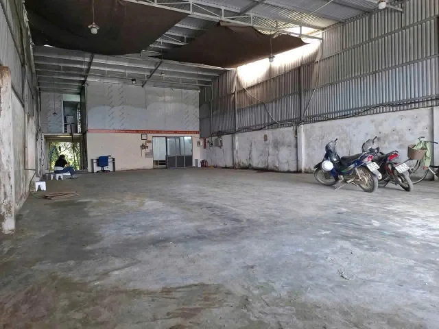 Cho thuê Kho, nhà xưởng 300m2 giá 13 triệu tại - Chọn - Phường An Dương Hải Phòng