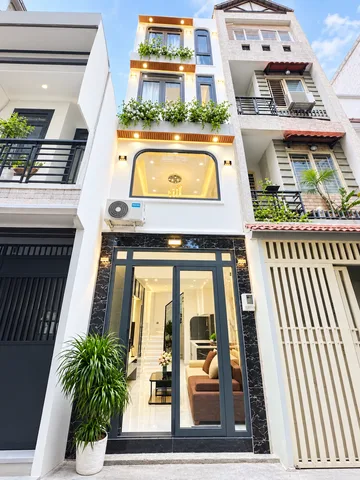 Bán Nhà 19m2 - 5 lầu - hẻm ô tô thông nhỉnh 5 tỷ ngay Nguyễn Thiện Thuật Quận 3