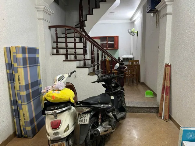 Nhà ngõ 84 Yên Hoà, Cầu Giấy 45m x 4T (4 ngủ) FULL ĐỒ giá 15 triệu