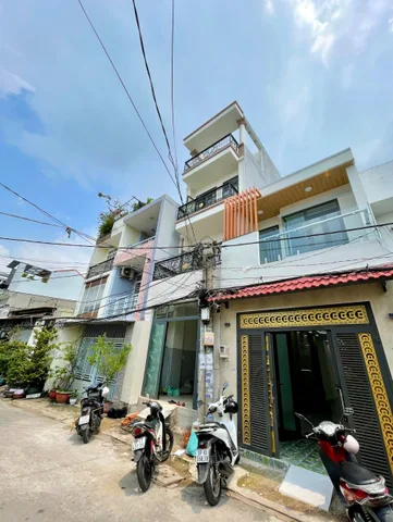 Nhà 2 tầng gần đường Hương Lộ 2, Bình Tân, 4x20m, đường xe hơi, 5.89 tỷ