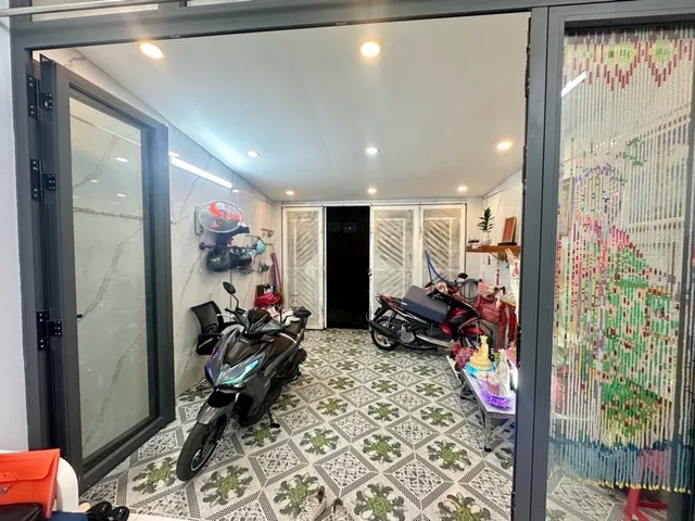 50TR/M NHÀ HIỆP BÌNH NGAY VẠN PHÚC CITY - HẺM XE HƠI - 129M2 CHỈ 6.9 T.Ỷ