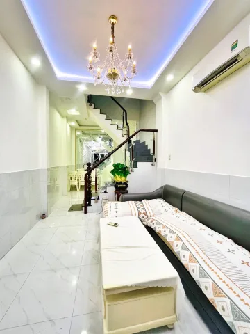 SÁT MẶT TIỀN HỒNG BÀNG KẾ QUẬN 5 44M² 4 TẦNG 4PN HẺM XE HƠI 5M 6,7 TỶ