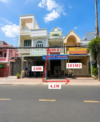 Bán Nhà riêng 102m2 có sẵn 102 m2 thổ cư giá 5 tỷ tại Phường Châu Phú B Thành phố Châu Đốc An Giang