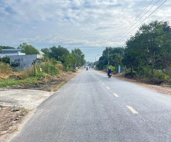 Bán Gấp 3.500m2, Sổ Riêng, Sát Chợ & KCN Bán 170 Triệu