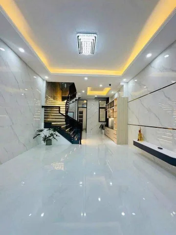1ty650 Còn Bớt Lộc!! Cần Tiền Về Quê Bán Nhanh Căn Nhà Trệt Lầu Mới Xây Ngay Chợ