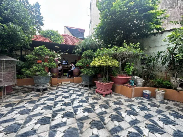 Bán Nhà riêng 285m2 có sẵn 285 m2 thổ cư giá 10.8 tỷ tại Đường Nguyễn Hữu Cầu Phường Ngọc Châu Thành phố Hải Dương Hải Dương