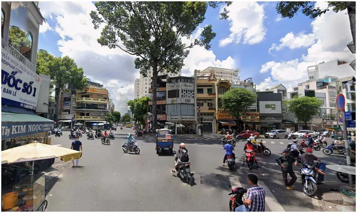 Nhà phố tiện kinh doanh 4.6 x 17.5m 1 trệt 3 lầu Nguyễn Duy Dương Q10 TP.HCM