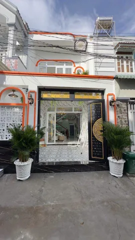 🔥 GIÁ CHỈ 1,7 TỶ – BÁN NHÀ TÂN KIM 🔥
📍 NGAY VÒNG XOAY 5 CON RỒNG – ĐỐI DIỆN KCN KIZUNA